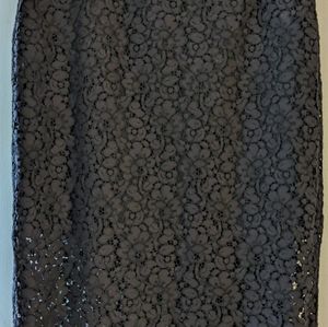 Zara lace skirt size L NWT